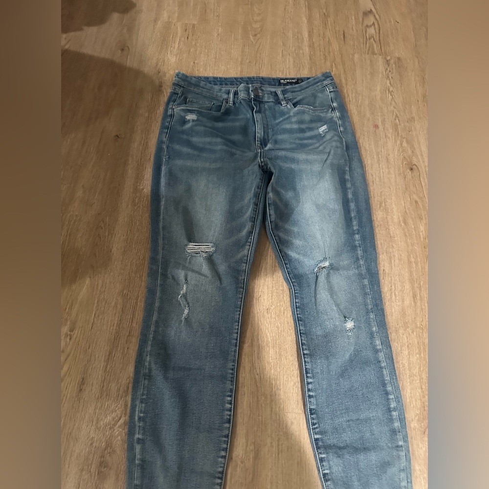 Blank NYC women’s Faded Blue Skinny Jeans